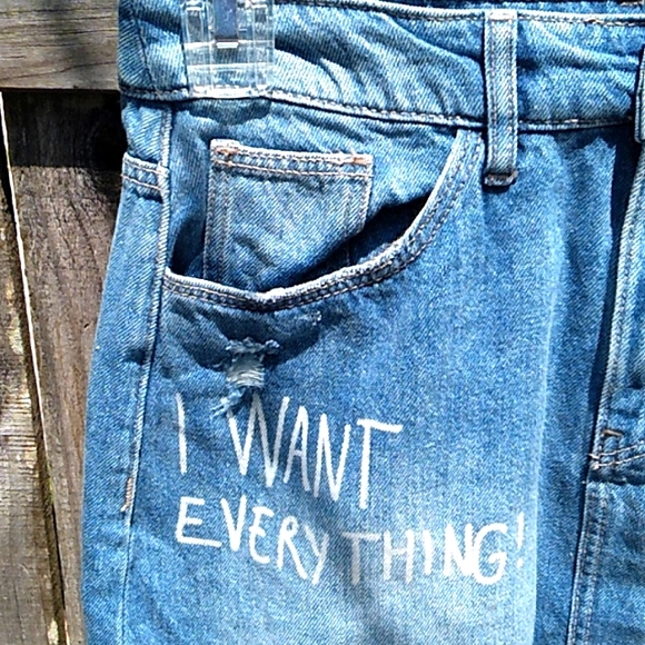 Nwt Denim Skirt ( Size 4) - Picture 2 of 12